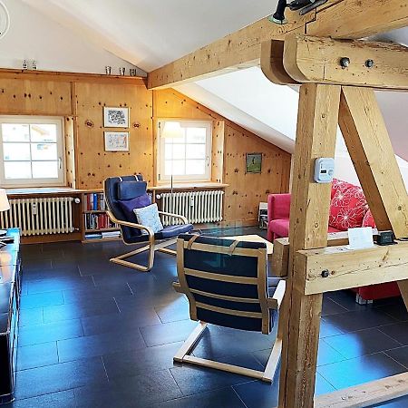 Alpenstil - 60M2 Dachstockwohnung Mit Garage - Bm186 Pontresina Eksteriør bilde