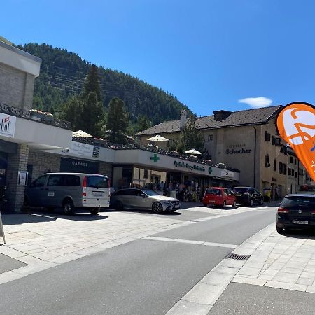 Alpenstil - 60M2 Dachstockwohnung Mit Garage - Bm186 Pontresina Eksteriør bilde